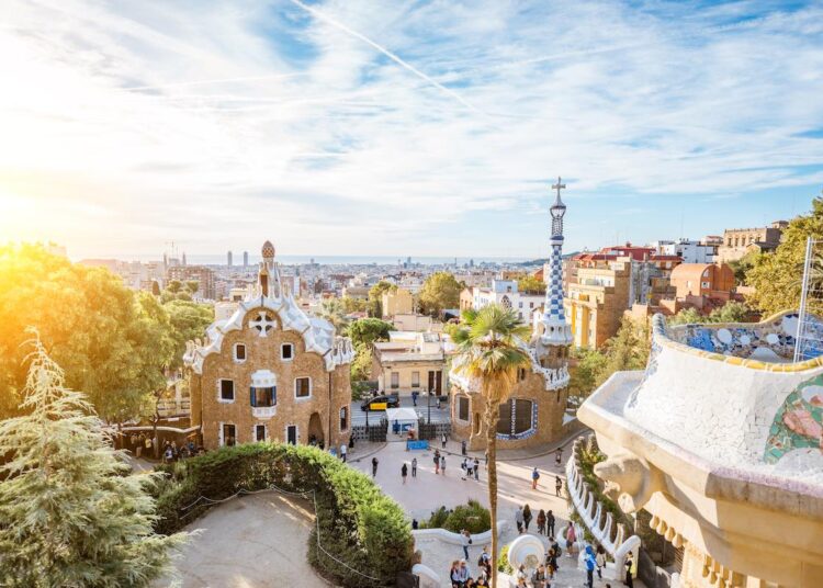 Barcelona puhkus reis pakkumine reisipakkumine