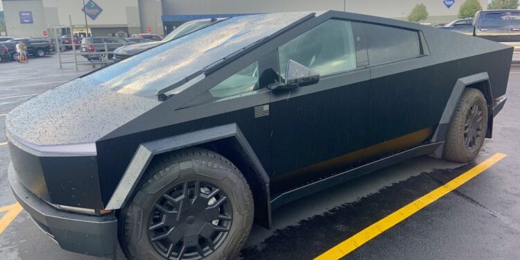 Tesla rünnakud USA