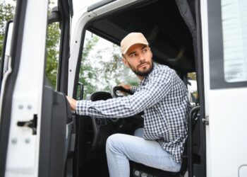 aeglane juht kohus sõidueksam läbi kukkumine