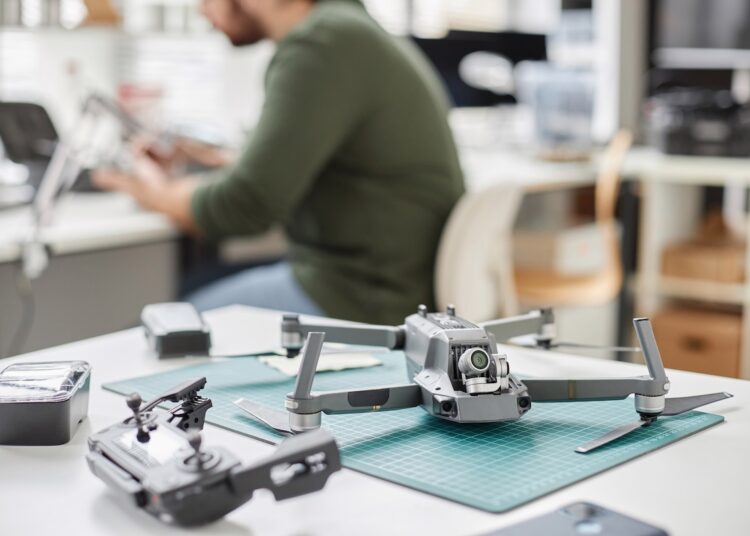 droon kaamera lennuliiklus piirang