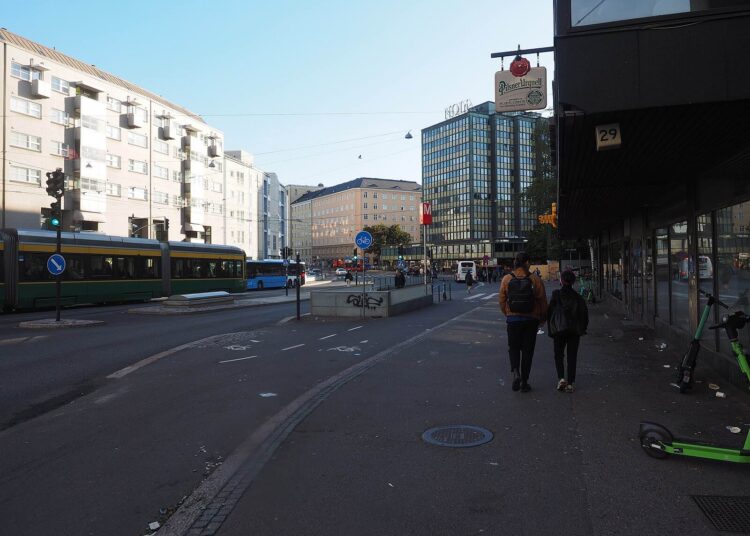 juht purjus kaaperdama buss helsingi soome