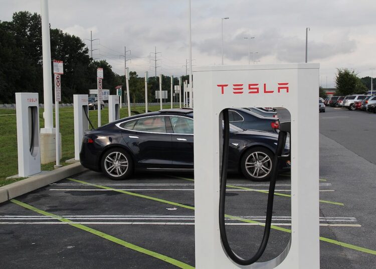 tesla autopiloot