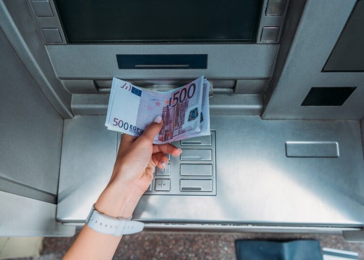 võlgnik kohtutäitus ümberkujundamine võlg