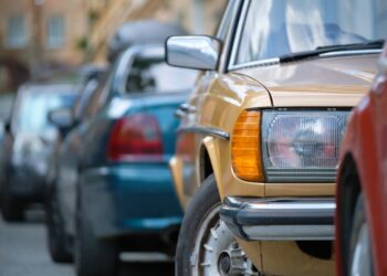 Riik hakkab surnud omaniku sõidukeid automaatselt registrist kustutama. Foto: Envato