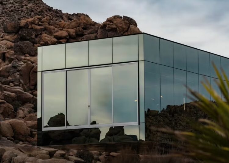 nähtamatu maja selfie