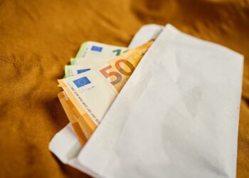 taksojuht kelmus raha päästma politsei