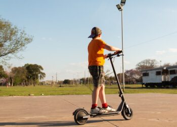 Tänavu on 7–14 aastaste seas registreeritud 45 kergliikuritega seotud liiklusõnnetust. Foto on illustratiivne. Pilt: Envato