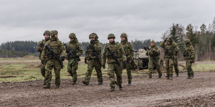 Suurtükiväerügemendi tulepatarei ajateenijate esimesed K9 Kõu laskeharjutused 04.12.2025. Foto: mil.ee