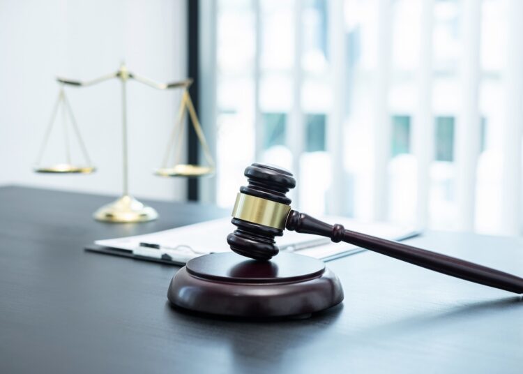 Kohus: toimingupiirangu rikkumise eest võib vastutada ka õigusnõustaja. Foto: Envato