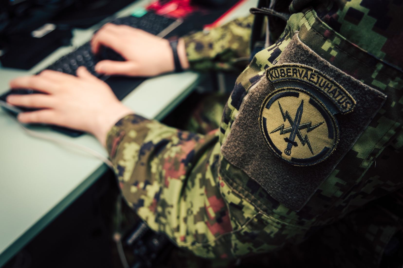 Reedel lõppes küberväejuhatuse info- ja kommunikatsioonitehnoloogia keskuse (IKTKe) kahenädalane välilaager Kloogal ja Paunkülas, kus üksused harjutasid erialas