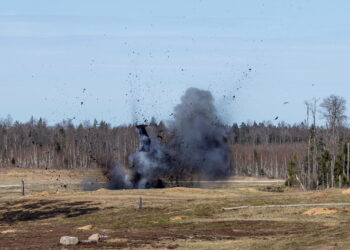 Näidislõhkamine. Foto: mil.ee