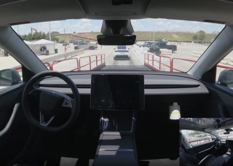 Tesla autopiloot. Foto: Tesla