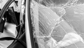 noor juht alkoholijoobes ärandama auto