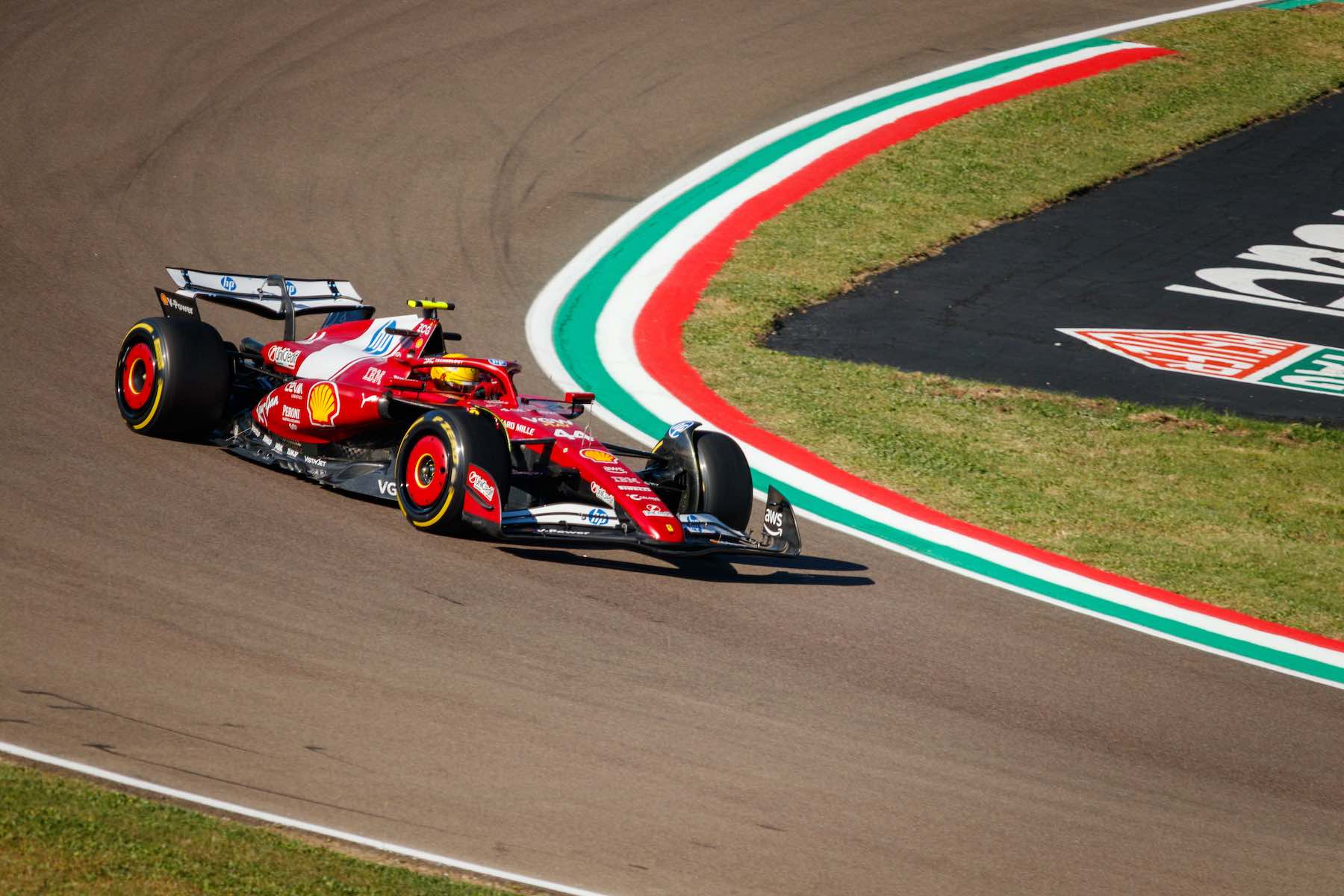 lewis hamilton ferrari