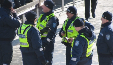 Abipolitseinikud. Foto: Wikimedia / Kuuskinen
