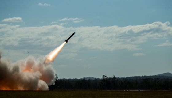 MIM-104 Patriot on spetsialiseerunud taktikaliste ballistiliste rakettide ja lennuvahendite tõrjele. 
Foto: Lance Cpl. Alyssa Chuluda / Wikimedia