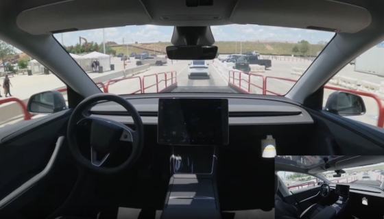 Tesla autopiloot. Foto: Tesla