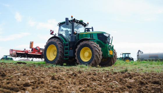 Traktor. Foto: Envato