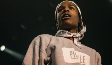 asap rocky rihanna laps
