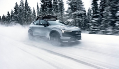 Volvo EX30 Cross country auto