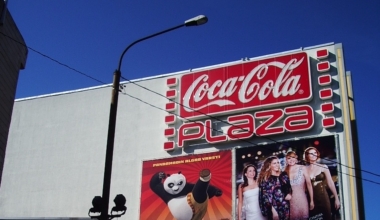 Coca-Cola Plaza kino. Foto: Avjoska / WIkimedia