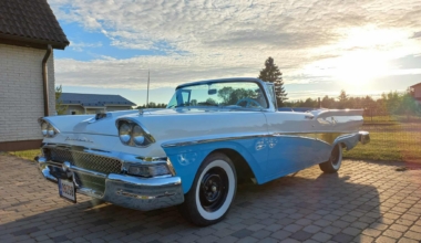 Ford Galaxy Skyliner, 1958