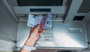 võlgnik kohtutäitus ümberkujundamine võlg