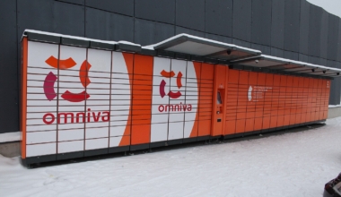 Omniva pakuautomaat Kosel. Foto: WIkimedia / Sillerkiil